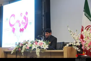 پرستاران فرشتگان رحمت هستند/پرستاران نماد دلسوزی و جدیت در کار هستند