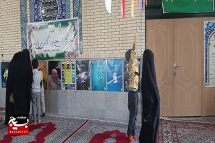 برگزاری نمایشگاه دستاوردهای انقلاب اسلامی در مسجد جامع شهرستان رزن