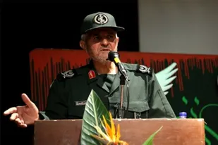 شهدا صاحب مکتب بودند/سردار سلیمانی نماینده تفکر شهدا بود