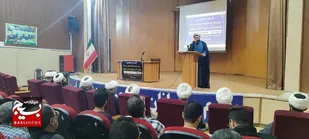 ایمان و تقوا، عامل ایستادگی در برابر ابرقدرت&zwnj;ها