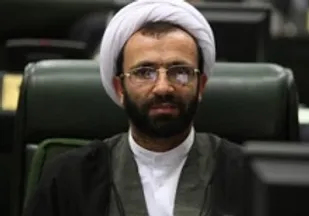 لزوم مدیریت فضای مجازی از سوی مسئولان/ اوج ولنگاری فرهنگی در فضای مجازی