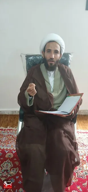 ایران تحت هدایت رهبری الهی قرار دارد که به قرآن متصل است