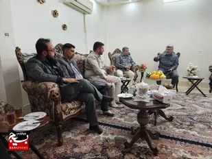 دیدار با خانواده شهید خوشایند در هفته بسیج؛ تجدید میثاق با آرمان&zwnj;های شهدا