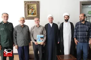 دیدار مسئول نمایندگی ولی فقیه در سپاه انصارالحسین (ع) با نویسنده دفاع مقدس