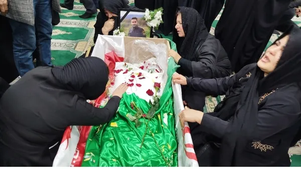 وداع با شهدای مدافعان امنیت