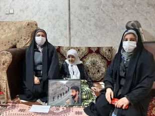همه باید برای دلجویی از خانواده شهدا گام بردارند