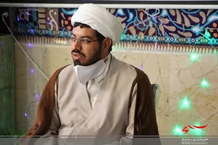 سرباز مظهر بصیرت، مدافع ولایت و نماد مقاومت است