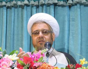درخواست امام جمعه بروجن از مالکان برای بخشش اجاره بها