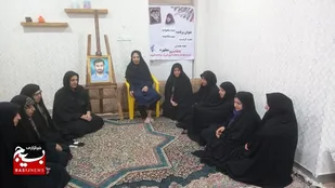 دیدار با خانواده شهدا با حضورخواهران بسیجی درگتوند
