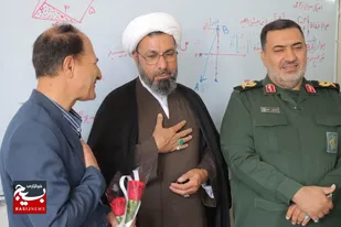 تقدیر و تجلیل از  معلمان و مربیان عقیدتی در مدارس شهر کرمان