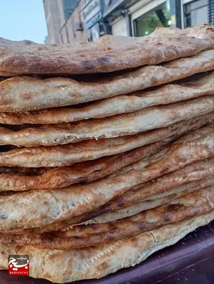 توزیع نان مهربانی در زاهدان
