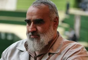 دولتی ها به جای ژست مبارزه با فساد جلوی حقوق&zwnj;های نجومی مدیران را بگیرد
