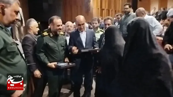 مراسم شهیدان انصاری و نورانی در رشت