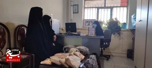 تهیه لباس برای نیازمندان با مشارکت ناحیه امام حسن مجتبی(ع)