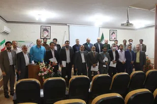 هر کس دلسوز نظام باشد بسیجی است