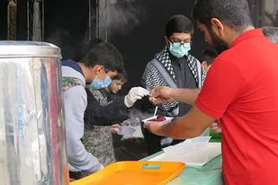 برپایی ایستگاه صلواتی به مناسبت شهادت سردار حاج قاسم سلیمانی