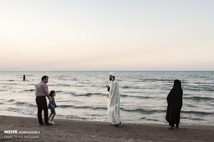 طلبه&zwnj;هایی که کنار ساحل تبلیغ می&zwnj;کنند!