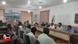 دیدار فرمانده حوزه مقاومت بسیج عشایری حضرت بقیه&zwnj;الله (عج) لادیز با امام جمعه و بسیجیان به مناسبت هفته بسیج