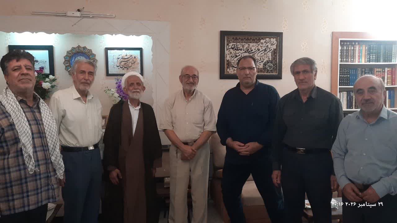 تجلیل از حماسهسازان دوران دفاع مقدس در سمنان؛ دیدار فعالان فرهنگی و بسیجی با پیشکسوتان ارتش و بسیج تجلیل از حماسهسازان دوران دفاع مقدس در سمنان؛ دیدار فعالان فرهنگی و بسیجی با پیشکسوتان ارتش و بسیج