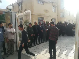 سفر کاروان بویین میاندشتی ها از بویین میاندشت به مرقد امام خمینی(ره)