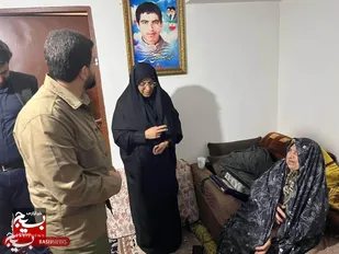 تجلیل از مقام شامخ مادر شهید در منطقه بلده نور