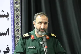 سربازان زینت کشور هستند / همه ما سربازان انقلاب اسلامی هستیم و به این خدمت مقدس افتخار میکنیم