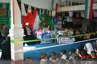 یادواره شهدای مقاومت و روستای ورازانه نهاوند