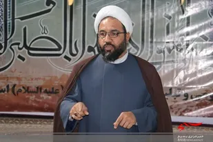 امروز به برکت انقلاب اسلامی ، آمریکا در مقابل اراده ملت ایران زانوی غم در بغل گرفته است