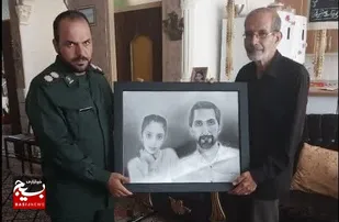 تمثال هنری مرحوم &laquo;یونس&zwnj;فرد&raquo; از سوی بسیج هنرمندان اهدا شد