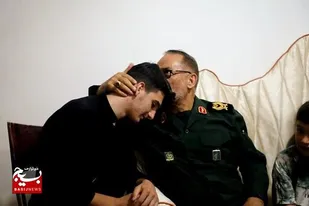 فرمانده سپاه شهدا آذربایجان غربی با خانواده&zwnj; شهدای حمله تروریستی رژیم صهیونیستی دیدار کرد