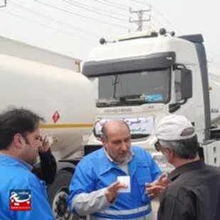 شدیدترین خشکسالی در ۶۰ سال اخیر، امسال در خوزستان به وقوع پیوست / علاوه بر تانکرهای قبلی ، ۳۰ تانکر آبرسان دیگر امروز به آبادان اعزام شدند