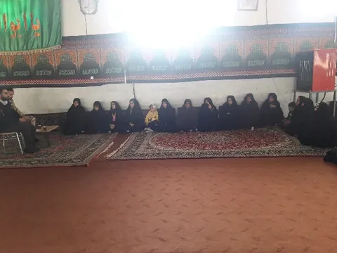 برگزاری نشست روشنگری در پایگاه بسیج خواهران کودزر فراهان
