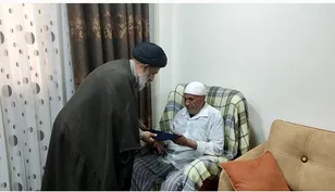 شهدا سند افتخار جمهوری اسلامی ایران هستند