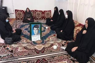 دیدار بسیجیان رزن با مادران شهیدان
