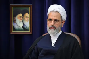 مسئولان امنیتی با عوامل شهادت شهید فخری زاده برخورد قاطع کنند