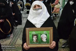 همایش تکریم از مادران و همسران شهدا در همدان
