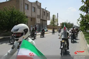 رژه خودرویی امنیت و اقتدار نیروهای نظامی و انتظامی در فامنین