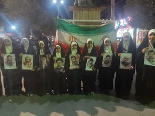 انقلاب  لردگانی ها  تا رسیدن به پیروزی نهایی خیابان را ترک نخواهند کرد