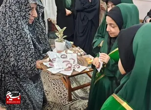 دیدار با مادر شهید سید عباس طباطبایی &laquo;طرح آبروی محله &raquo; و تقدیر از مقام مادر شهید