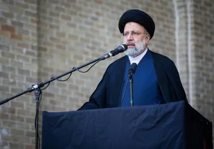 مردم خواهان اجرای عدالت در همه سطوح هستند/ هزینه تبلیغات مرا برای نیازمندان صرف کنید