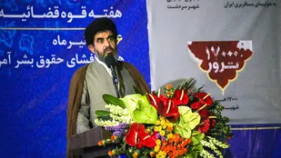 برخی از مسئولان به دنبال فشار مضاعف به رهبری برای پذیرفتن مذاکره هستند/ صدا و سیما و نظام آموزشی در حق شهید بهشتی کم کاری کرده است