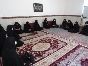 بازدید مسئولین بسیج جامعه زنان از حوزه زینبیه ناحیه مرکزی یزد