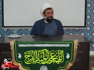 اتصال و ارتباط با ولی خدا یک امر مهم است