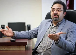 صدا و سیما و شهرداری ها به مدد سرود بیایند