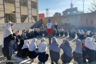 برگزاری مانور ایمنی در مدرسه شهدای گمنام کبودراهنگ