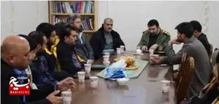 نشست بصیرتی فرمانده ناحیه فریمان با شاعران به&zwnj;مناسبت دهه بصیرت