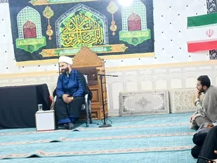 نشست تبیینی بمناسبت هفته دفاع مقدس در حوزه علمیه حضرت قائم (ع) حمیدیه