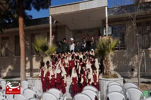 نونهالان پیش دبستانی سرخه با پاسداران دیدار کردند