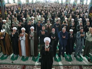 نماز جمعه و ظهر عاشورا فردا در زنجان با هم اقامه می&zwnj;شود