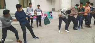 برگزاری مسابقات طناب کشی بسیجیان حوزه محلات شهرستان کرمانشاه